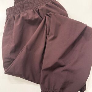 Old Navy Maroon Pants. Stretch Tech. Size Large. Quick Dry. Polyester Blend